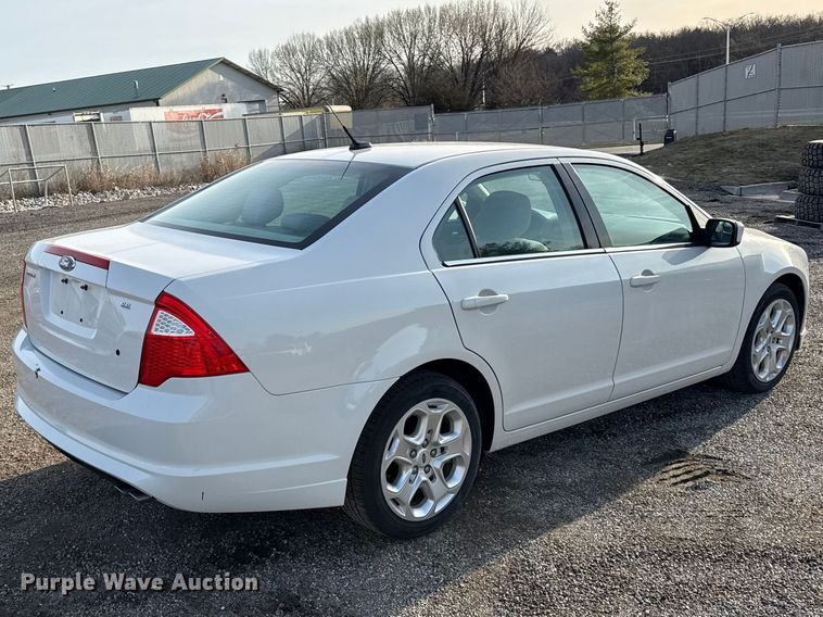 image for item DZ4417 2011 Ford Fusion 