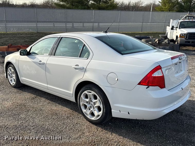 image for item DZ4417 2011 Ford Fusion 