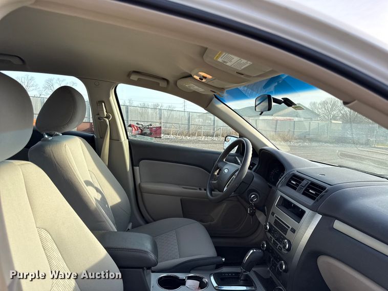 image for item DZ4417 2011 Ford Fusion 