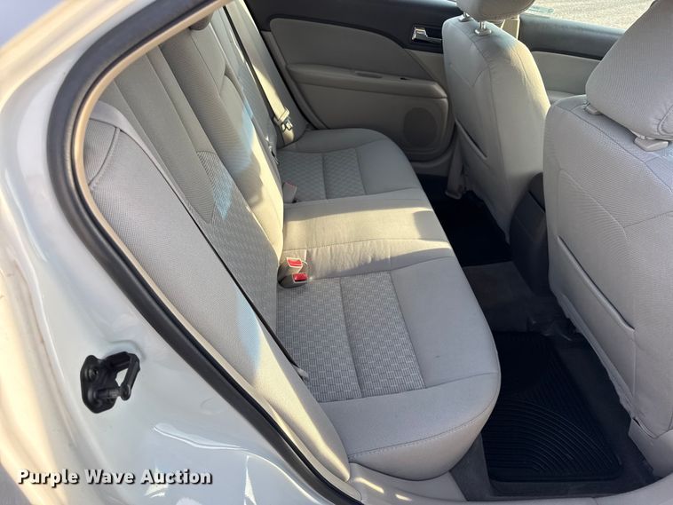 image for item DZ4417 2011 Ford Fusion 