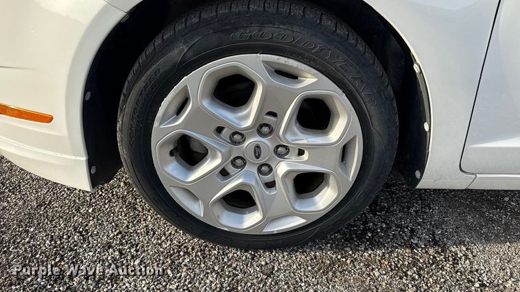 image for item DZ4417 2011 Ford Fusion 