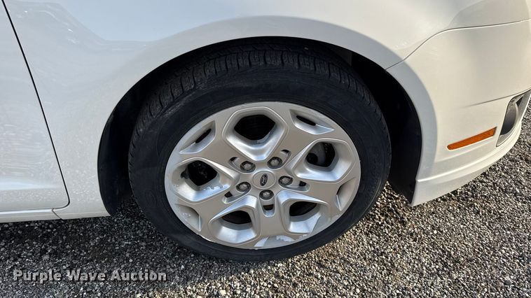 image for item DZ4417 2011 Ford Fusion 