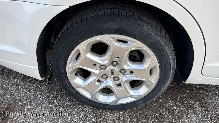 image for item DZ4417 2011 Ford Fusion 