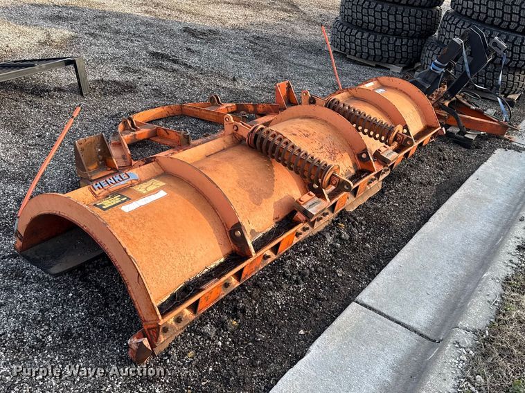 image for item DZ4420 11' W Henke snow plow parts