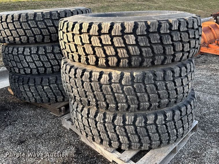image for item DZ4421 Purcell 14.00R24 tires