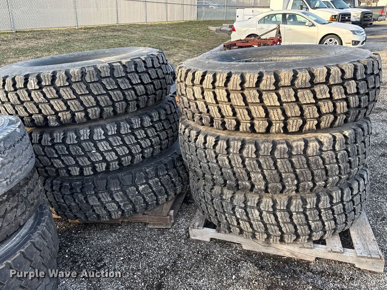 image for item DZ4421 Purcell 14.00R24 tires