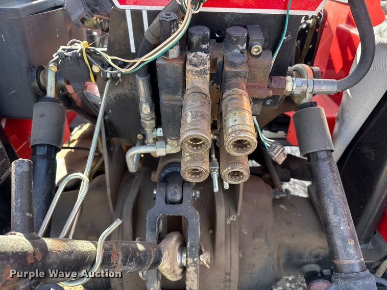 image for item DZ5264 2010 Massey Ferguson 573 MFWD tractor