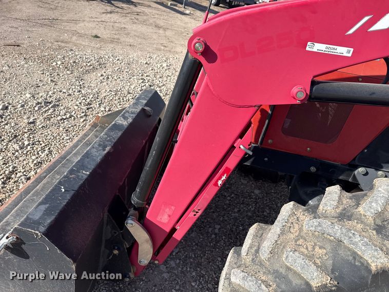 image for item DZ5264 2010 Massey Ferguson 573 MFWD tractor