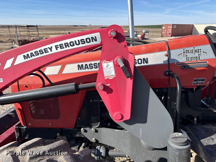 image for item DZ5264 2010 Massey Ferguson 573 MFWD tractor