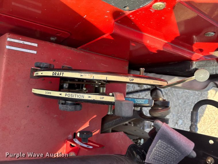 image for item DZ5264 2010 Massey Ferguson 573 MFWD tractor