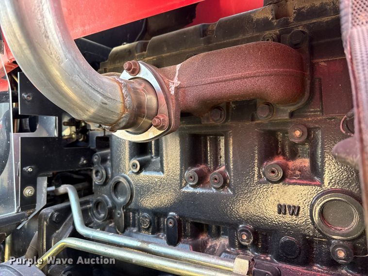 image for item DZ5264 2010 Massey Ferguson 573 MFWD tractor