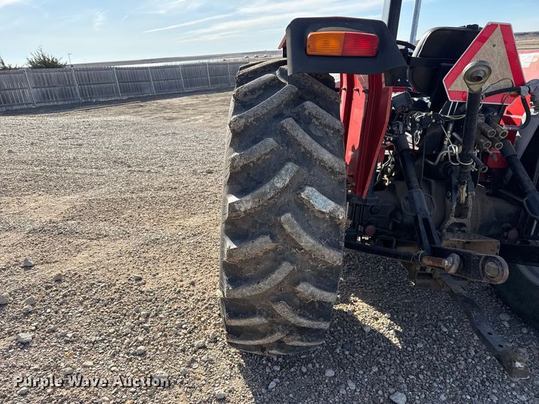 image for item DZ5264 2010 Massey Ferguson 573 MFWD tractor