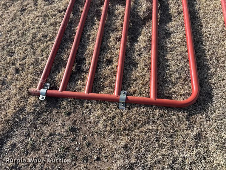 image for item DZ5265 (2) livestock panels