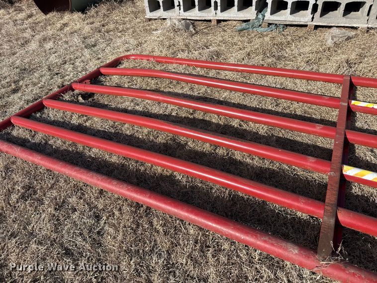 image for item DZ5265 (2) livestock panels