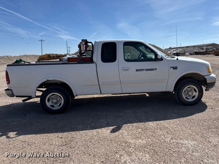 image for item DZ5271 2000 Ford F150 Ext. Cab pickup truck