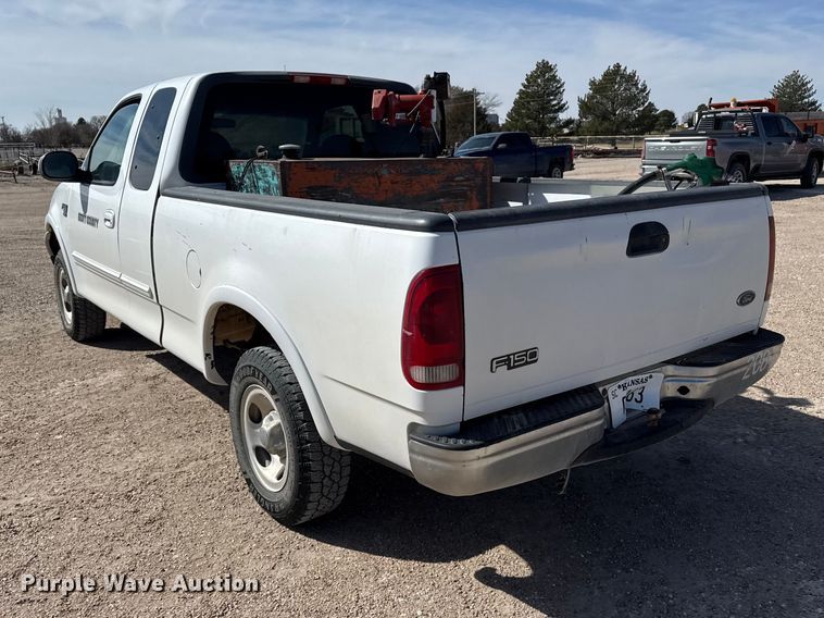 image for item DZ5271 2000 Ford F150 Ext. Cab pickup truck