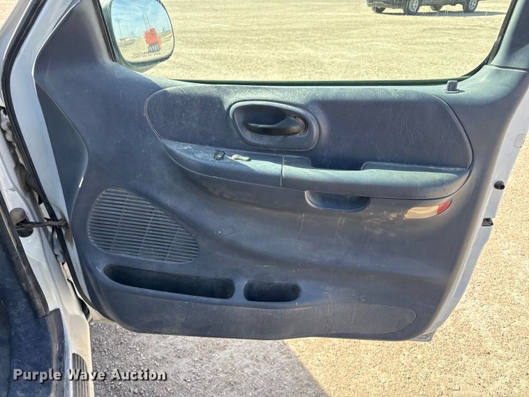 image for item DZ5271 2000 Ford F150 Ext. Cab pickup truck