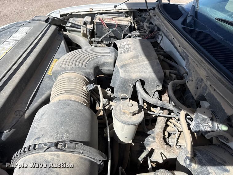 image for item DZ5271 2000 Ford F150 Ext. Cab pickup truck