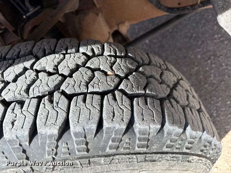 image for item DZ5271 2000 Ford F150 Ext. Cab pickup truck