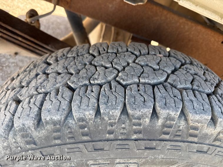 image for item DZ5271 2000 Ford F150 Ext. Cab pickup truck