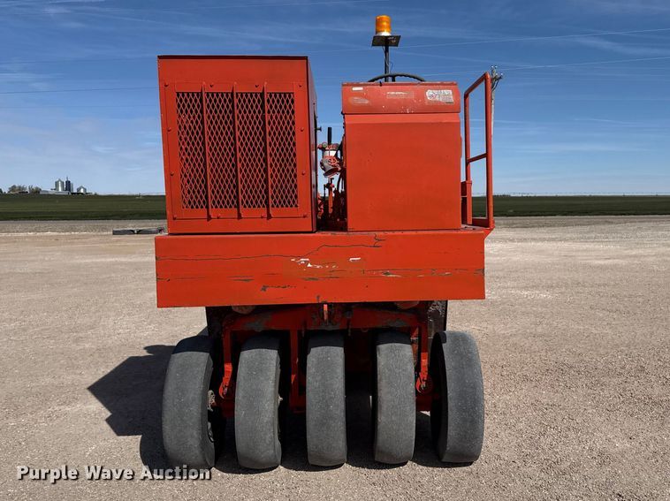 image for item DZ5272 Ingram 9-2800PA pneumatic roller