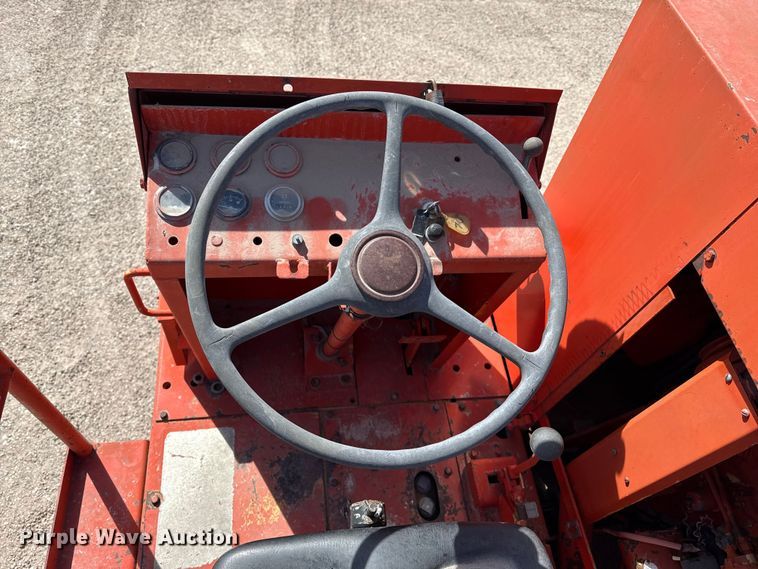 image for item DZ5272 Ingram 9-2800PA pneumatic roller