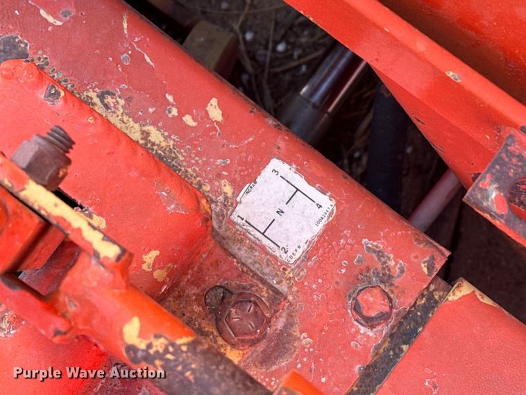 image for item DZ5272 Ingram 9-2800PA pneumatic roller