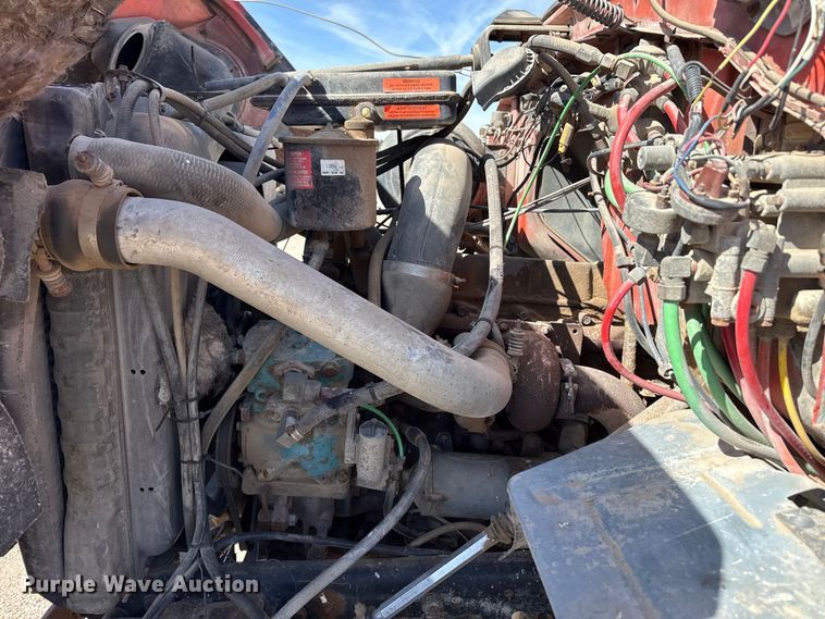 image for item DZ5273 1989 Ford L8000 flatbed truck