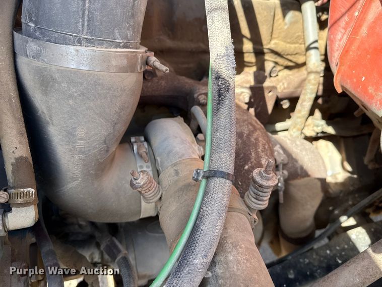 image for item DZ5273 1989 Ford L8000 flatbed truck