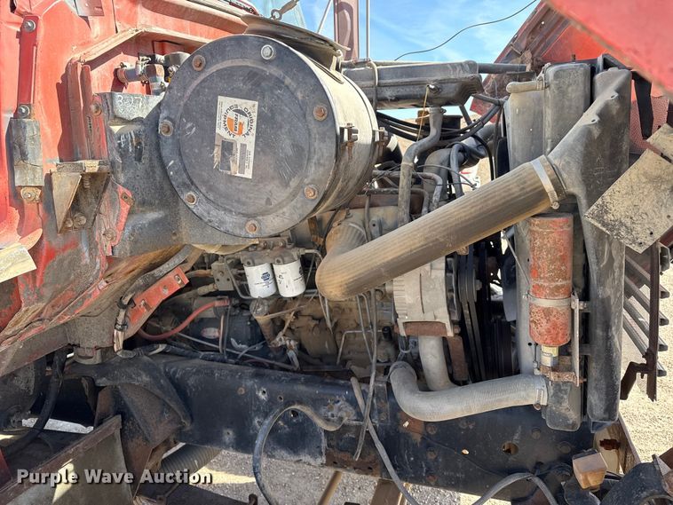 image for item DZ5273 1989 Ford L8000 flatbed truck