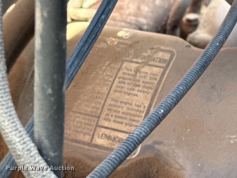 image for item DZ5273 1989 Ford L8000 flatbed truck