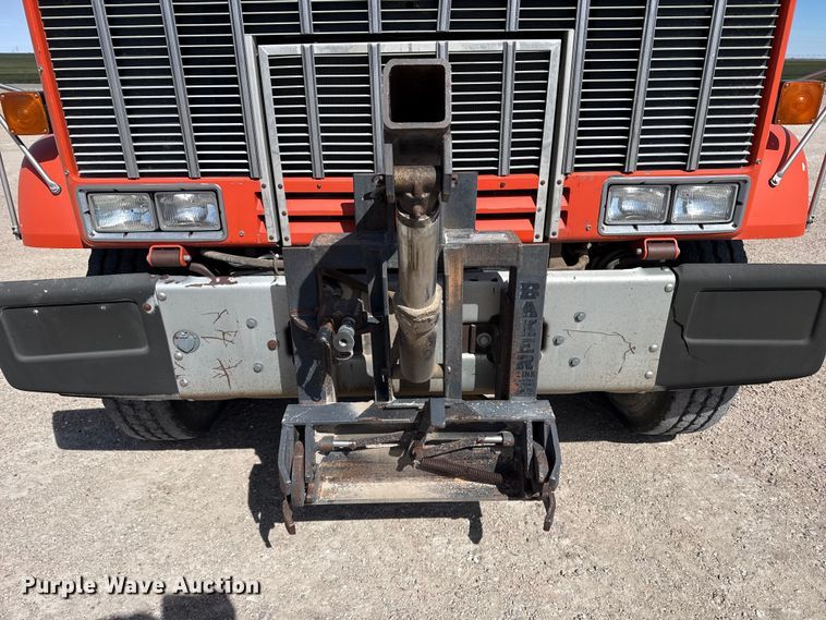 image for item DZ5274 1988 GMC TopKick C7 dump truck
