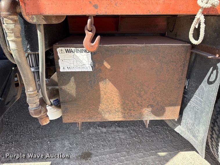 image for item DZ5274 1988 GMC TopKick C7 dump truck