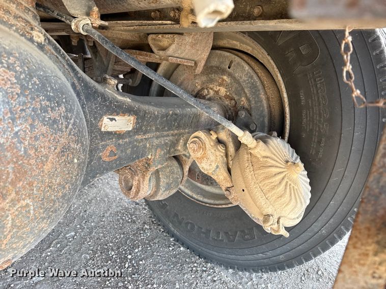 image for item DZ5274 1988 GMC TopKick C7 dump truck