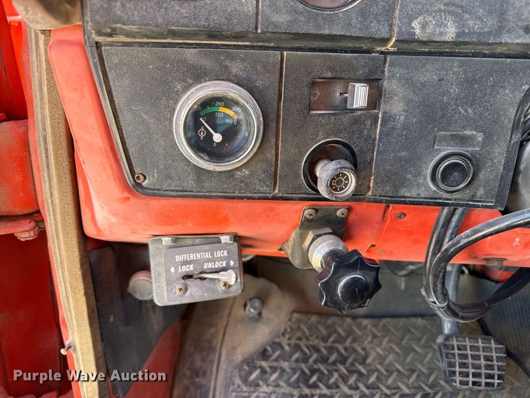 image for item DZ5274 1988 GMC TopKick C7 dump truck