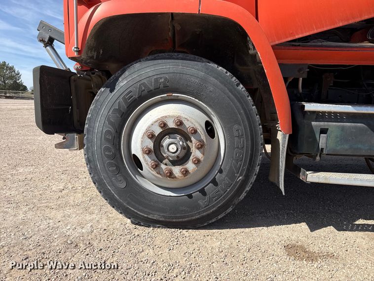 image for item DZ5274 1988 GMC TopKick C7 dump truck