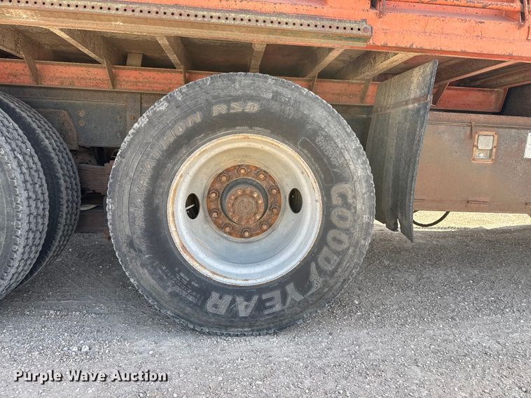 image for item DZ5274 1988 GMC TopKick C7 dump truck