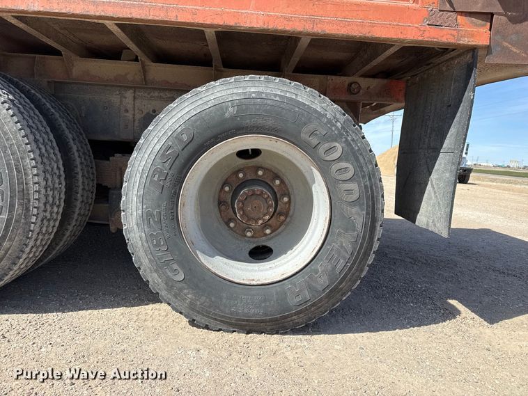 image for item DZ5274 1988 GMC TopKick C7 dump truck