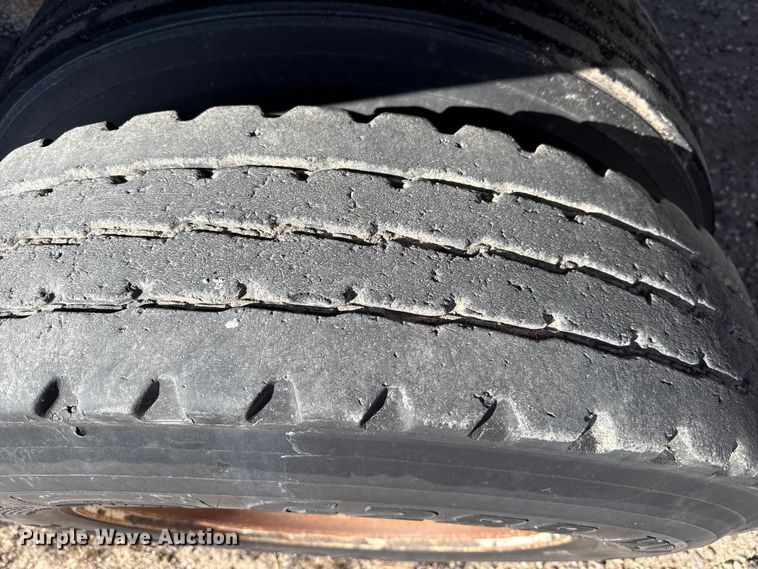 image for item DZ5275 1992 Montone end dump trailer