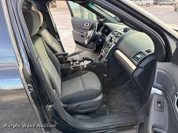 image for item DZ5277 2015 Ford Explorer Police Interceptor SUV