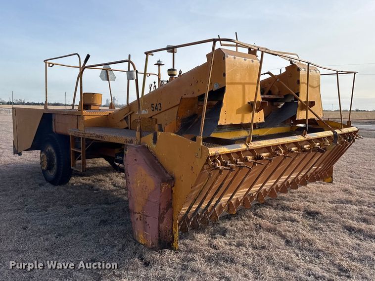 image for item DZ5278 Koehring SPK-H chip spreader