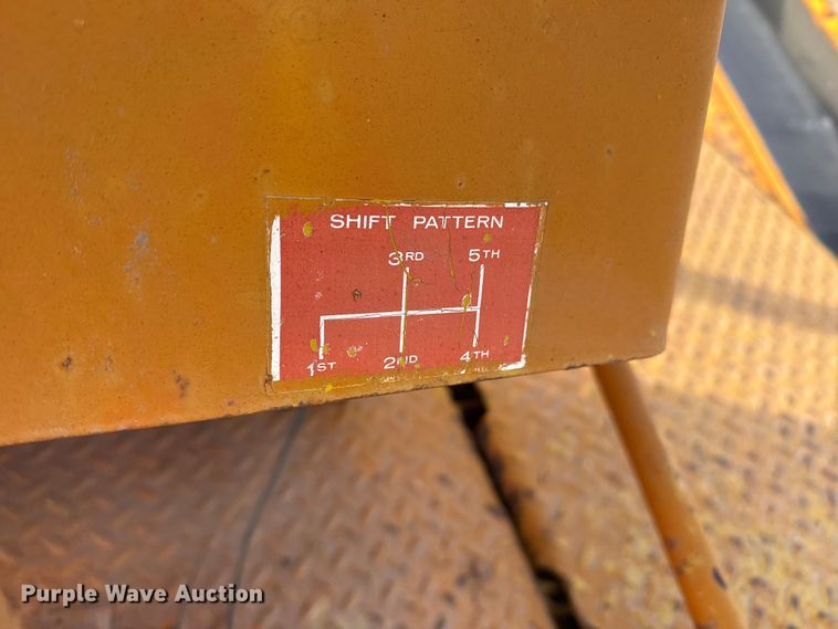 image for item DZ5278 Koehring SPK-H chip spreader