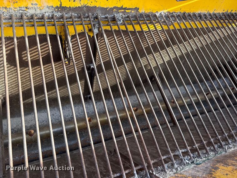 image for item DZ5278 Koehring SPK-H chip spreader