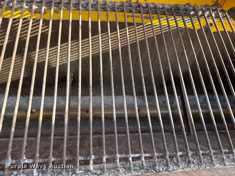 image for item DZ5278 Koehring SPK-H chip spreader