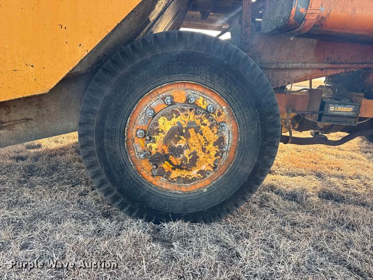 image for item DZ5278 Koehring SPK-H chip spreader