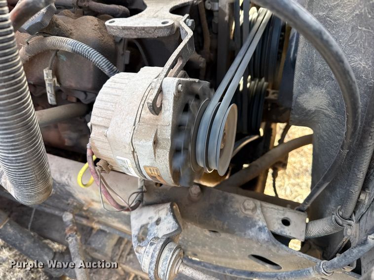 image for item DZ5279 1990 International 4600 oil distributor truck