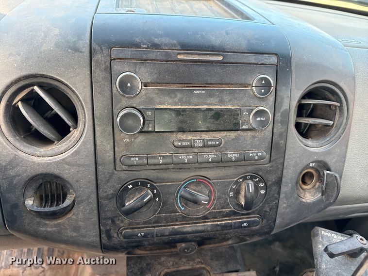 image for item DZ5280 2008 Ford F150 Ext. Cab pickup truck