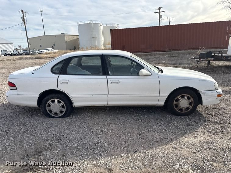 image for item DZ5293 1996 Toyota Avalon 