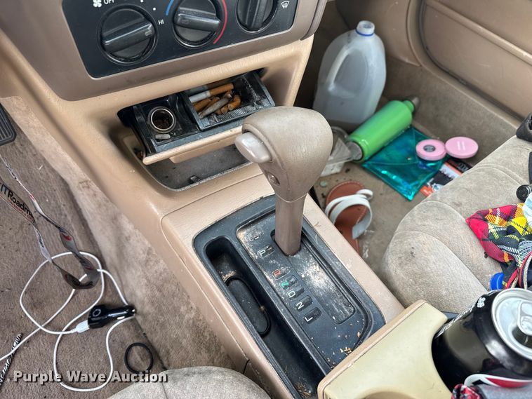 image for item DZ5293 1996 Toyota Avalon 