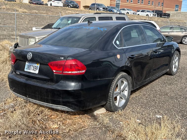 image for item DZ5298 2013 Volkswagen Passat 